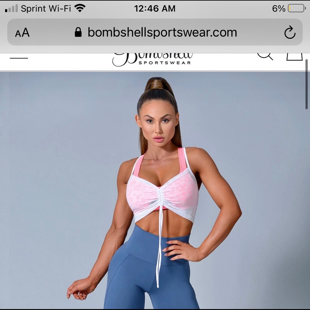 Bombshell cropped white leopard top Small